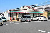 セブンイレブン　和多田用尺店 750m