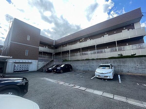 アンプルールクラージュコリーヌシャン2 ｜大阪府豊中市宮山町４丁目(賃貸アパート1K・1階・32.61㎡)の写真 その1