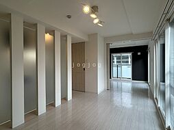 COURAGE BLD NISHIMACHI 205 2階1LDKのリビング/ダイニング