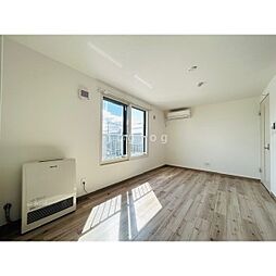 オーシャン 4階1LDKのリビング/ダイニング