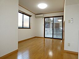 コーポアドバンス 1 2階2LDKのリビング/ダイニング