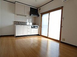 メープルハイム B 2DKのリビング/ダイニング