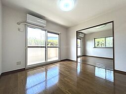 ブール・ド・ネージュ 1階2LDKのリビング/ダイニング