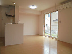 ディアコート金箱A 3LDKのリビング/ダイニング