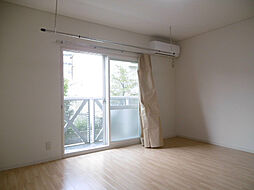 レーベン美里C棟 1階1Kのリビング/ダイニング