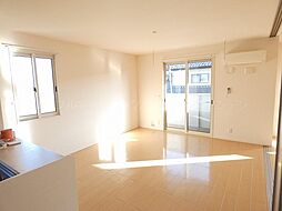 プライマリーコートF 2階2LDKのリビング/ダイニング