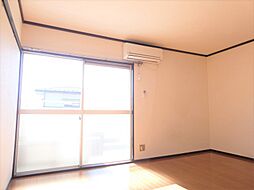 シャンブル花岡 2階1Kのリビング/ダイニング