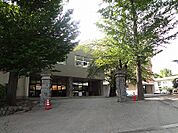 伊那市立伊那小学校（1955m）