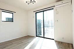 グランレナード上田 101 1階1LDKのリビング/ダイニング