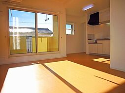 サザンクロスII 202 2階1LDKのリビング/ダイニング