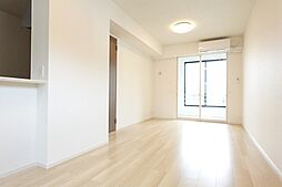 リバースリゾート　スカイ 101 1階1LDKのリビング/ダイニング