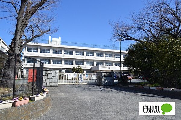 画像18:中学校「富士市立吉原第二中学校まで746m」