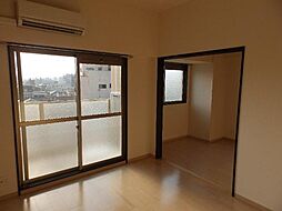 プライムコート 5階2DKの室内