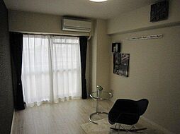 BASIC 2000 3階1Kのリビング/ダイニング