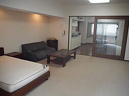 ヒルトップハウス 3階1LDKのリビング/ダイニング