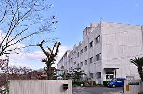 広島市立安西中...