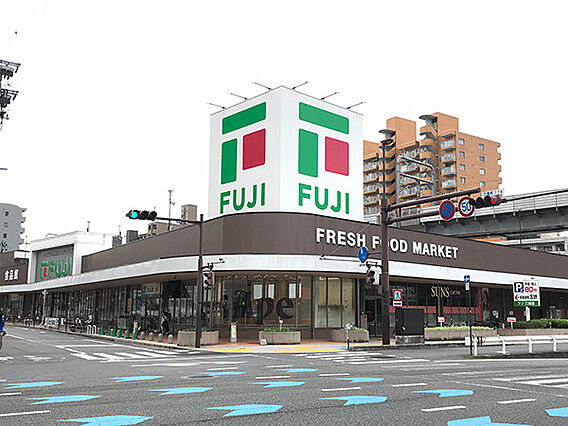 フジ三篠店13...