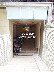 4 / 11