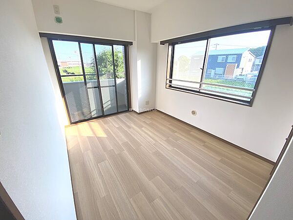 寝室