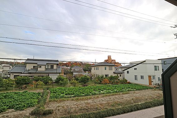 バルコニーから...