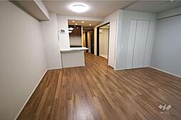 オープンレジデンシア桜山ヒルズ 3LDKのリビング/ダイニング