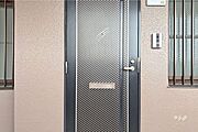 物件の玄関［2026年6月6日撮影］