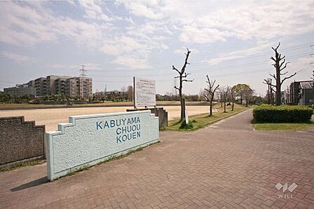 株山中央公園の外観
