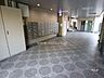 エントランス：エントランスと共用ポスト
