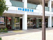 緑園都市駅1949m