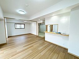 宝マンション金山ウエスト 3LDKのリビング/ダイニング