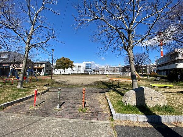 周辺を拡大表示