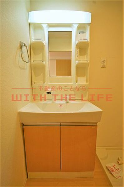 画像14:独立洗面台あり、毎朝おしゃれに忙しい女性の方におすすめです