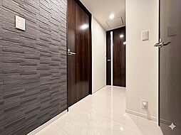 上質感漂う広い玄関です。(CG加工有)