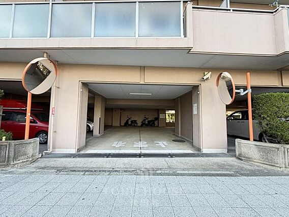 落ち着いた雰囲...