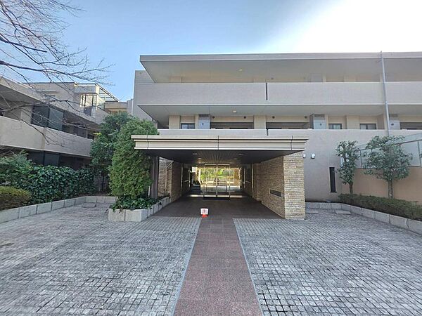 エントランスを拡大表示