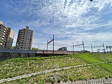 リノベーション(26年5月完工)駅まで徒歩9分。仕様設備充実。ゆとりある3LDK。是非お気軽にお問い合わせください。