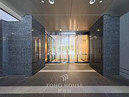 南・西向きの角住戸です。レインボーブリッジを望む眺望怨。是非お気軽にお問い合わせください。