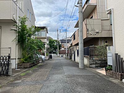外観:周辺環境とのコラボレーションにより明るく開放的な空間を演出しております。 外観:周辺環境とのコラボレーションにより明るく開放的な空間を演出しております。