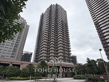 恵比寿ガーデンプレイス内に建つ、ランドマークマンションです。是非お気軽にお問い合わせください