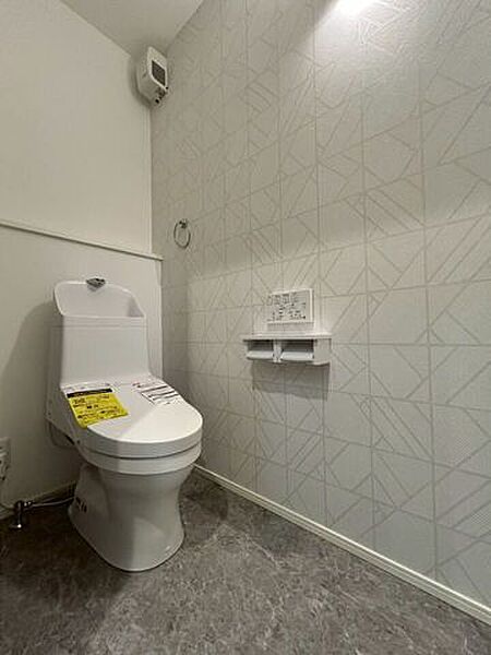 トイレを拡大表示