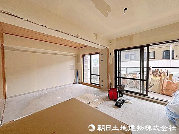 リビング/ダイニングを拡大表示