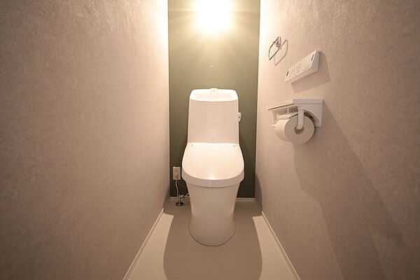 トイレを拡大表示