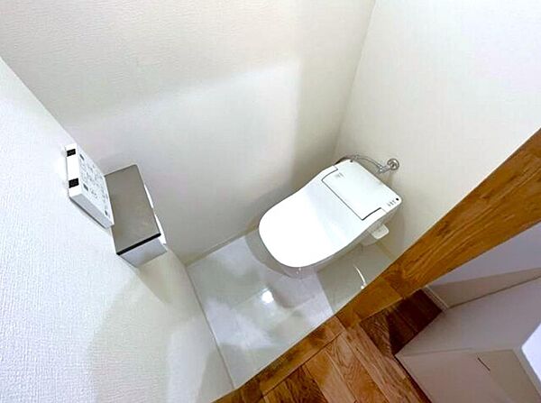 トイレを拡大表示