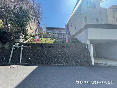 外観：【土地】日当たり良好、閑静な住宅街です。建築条件なし！