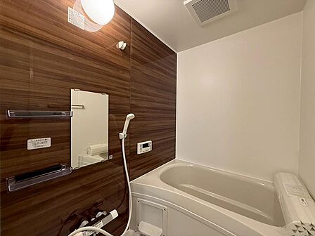 ゆったりと寛げる癒しの空間。足を延ばして日頃の疲れを取りましょう。親子で入って一日の話も出来て◎(2025年10月撮影)