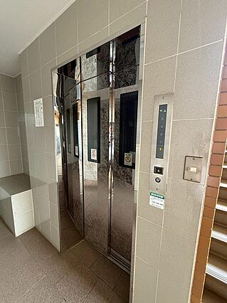 エレベーター（...
