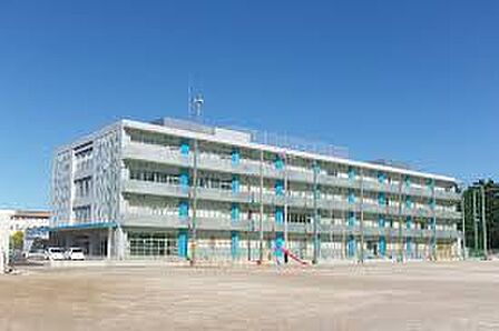 市川市立塩浜学園(約1300m)
