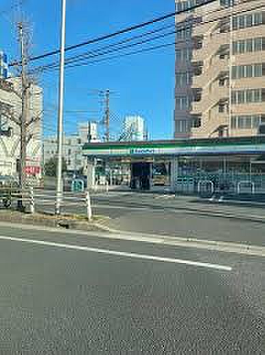 ファミリーマート 浦安北栄店(約290m)