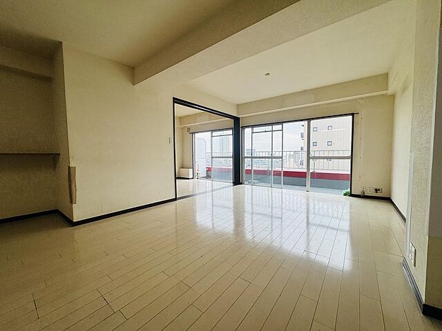 リビング/ダイニング 市川国府台マンション 11階/-