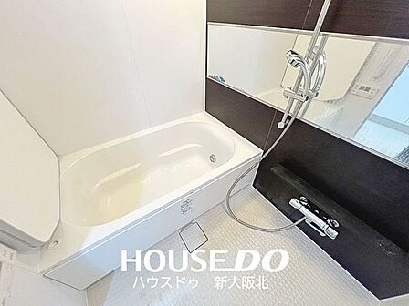 ■広々とした落ち着きのあるバスルーム!■毎日の疲れをゆっくりと癒してくださいませ!